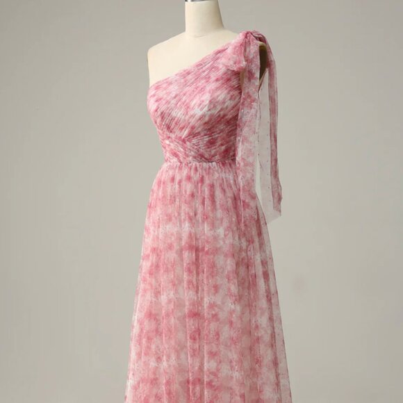 BRAND NEW: Red A Line One Shoulder Floor Length Print Tulle Dress - Picture 1 of 10